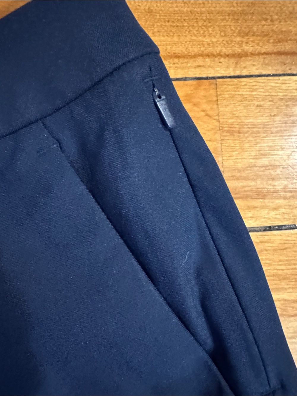 lululemon ABC Classic-fit short 7” navy - Picture 3 of 5